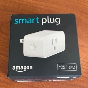 Amazon Smart Plug - White